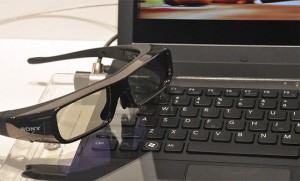 Ноутбук Sony VAIO F с 3D-очками в комплекте